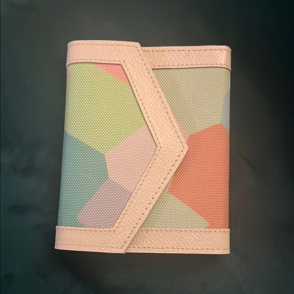 Min & Mon Pink and Green Compact Wallet with Color-Blocked Design